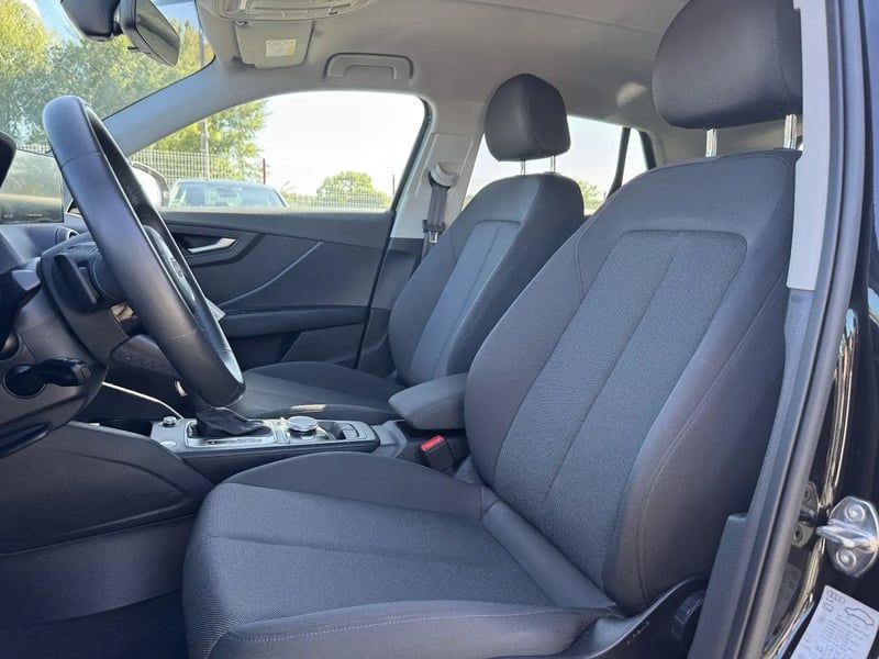 Photo de la voiture AUDI Q2 35 TFSI 150 S tronic 7 S line
