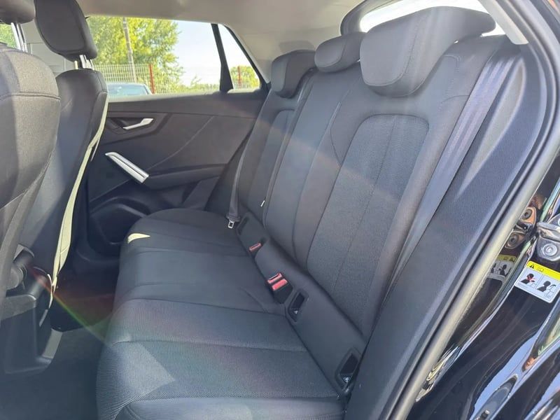 Photo de la voiture AUDI Q2 35 TFSI 150 S tronic 7 S line