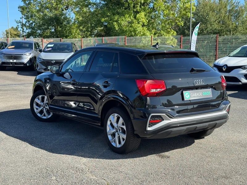 Photo de la voiture AUDI Q2 35 TFSI 150 S tronic 7 S line