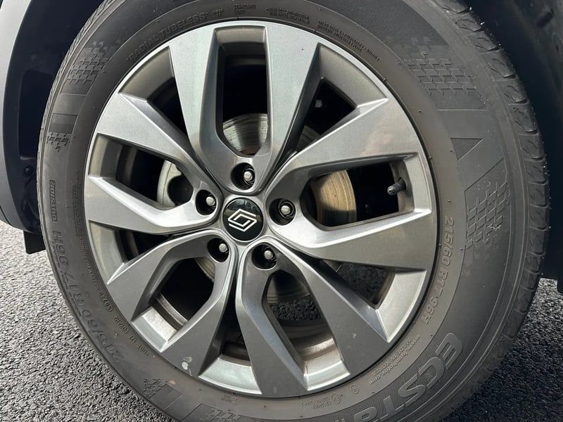 Photo de la voiture RENAULT ARKANA mild hybrid 140 EDC GSR2 Evolution