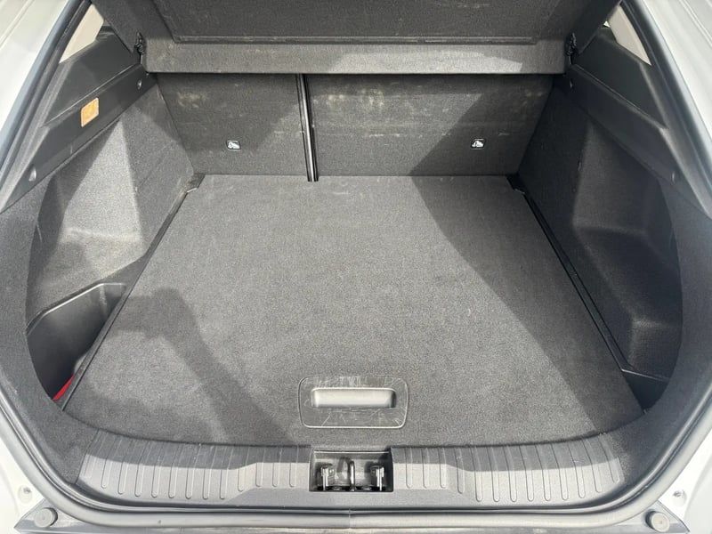 Photo de la voiture RENAULT ARKANA mild hybrid 140 EDC GSR2 Evolution