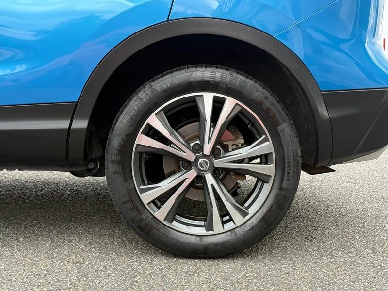 Photo de la voiture NISSAN QASHQAI 1.2 DIG-T 115 N-Connecta