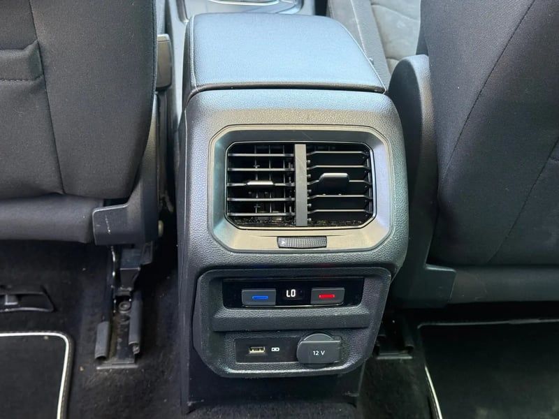 Photo de la voiture VOLKSWAGEN TIGUAN 2.0 TDI 150 Carat