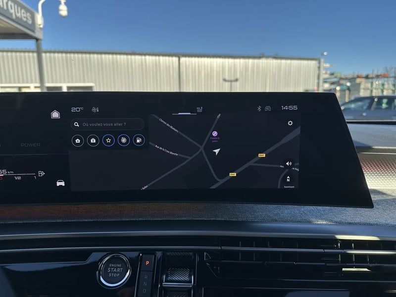 Photo de la voiture PEUGEOT 5008 Hybrid 136 e-DCS6 GT