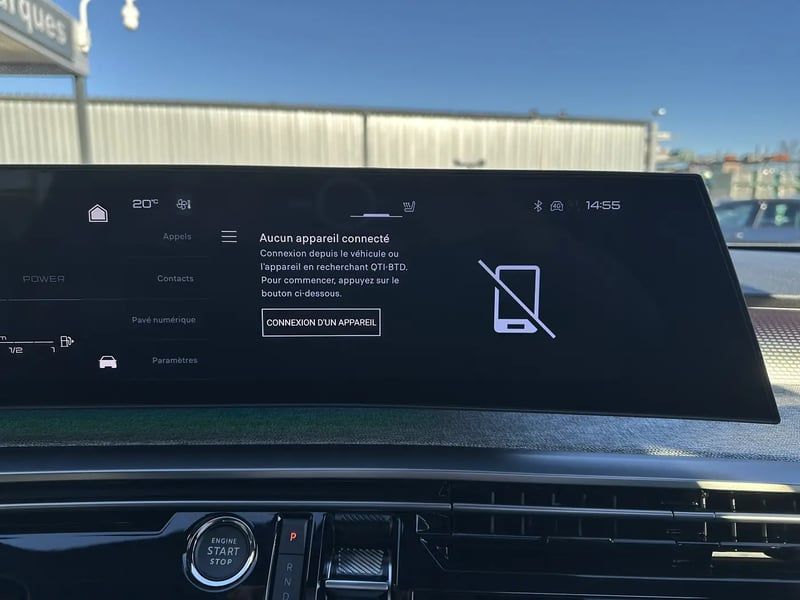 Photo de la voiture PEUGEOT 5008 Hybrid 136 e-DCS6 GT