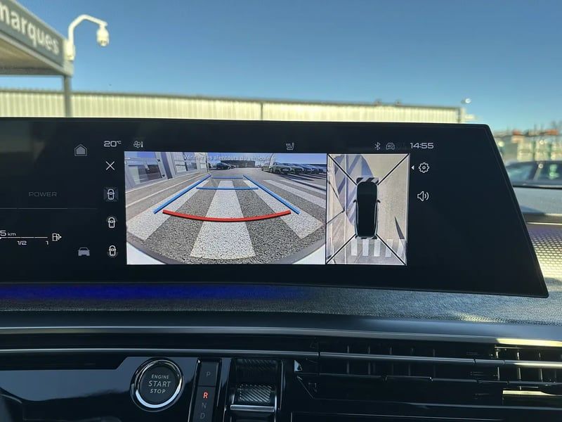 Photo de la voiture PEUGEOT 5008 Hybrid 136 e-DCS6 GT