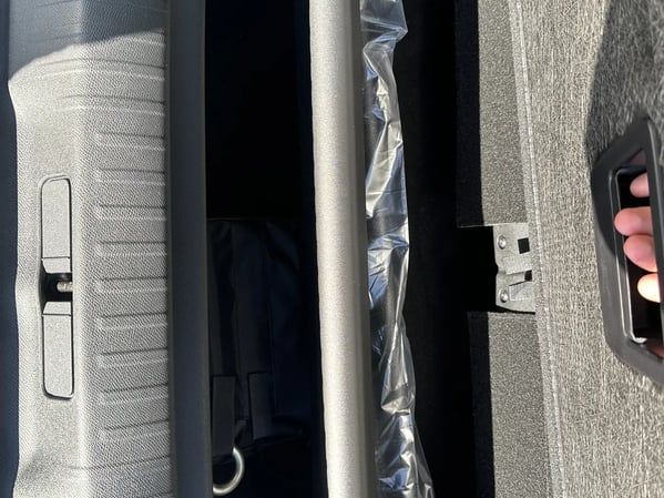 Photo de la voiture PEUGEOT 5008 Hybrid 136 e-DCS6 GT