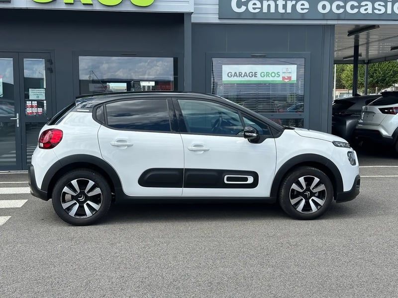 Photo de la voiture CITROEN C3 PureTech 83 S&S BVM5 Shine