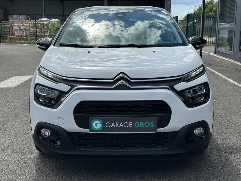 Photo de la voiture CITROEN C3 PureTech 83 S&S BVM5 Shine