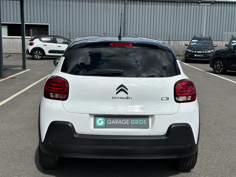Photo de la voiture CITROEN C3 PureTech 83 S&S BVM5 Shine