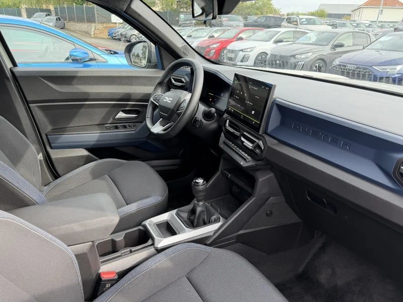 Photo de la voiture DACIA DUSTER Mild Hybrid 130 Journey