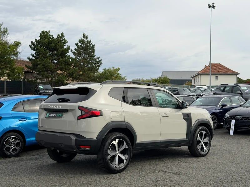 Photo de la voiture DACIA DUSTER Mild Hybrid 130 Journey