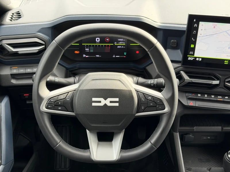 Photo de la voiture DACIA DUSTER Mild Hybrid 130 Journey