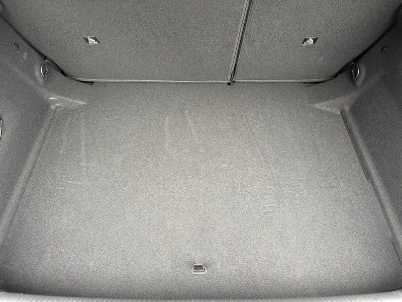 Photo de la voiture PEUGEOT 308 Hybrid 145 e-DCS6 Allure