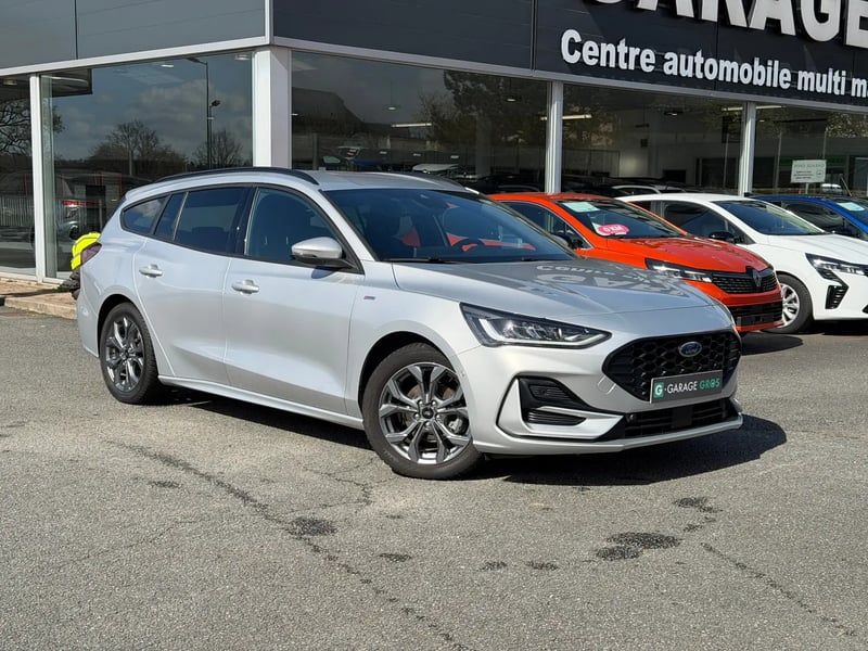 Photo de la voiture FORD FOCUS SW 1.0 EcoBoost 125 S&S mHEV ST-Line X