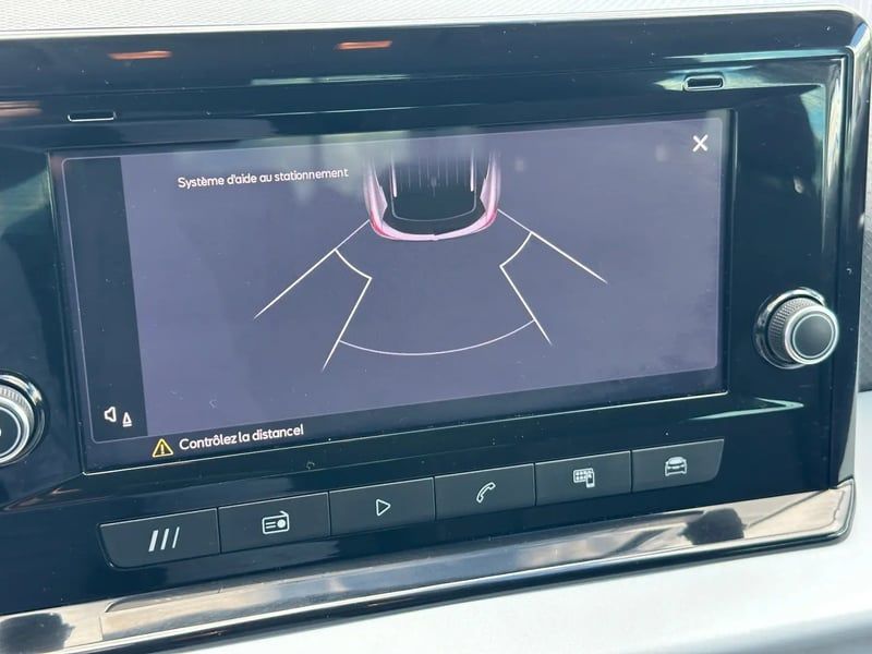 Photo de la voiture SEAT ARONA 1.0 TSI 110 ch Start/Stop BVM6 Style Business
