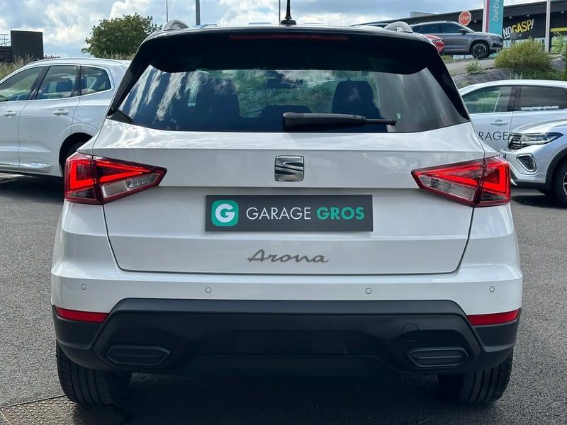 Photo de la voiture SEAT ARONA 1.0 TSI 110 ch Start/Stop BVM6 Style Business
