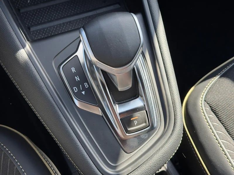 Photo de la voiture RENAULT SYMBIOZ E-Tech full hybrid 145 Iconic