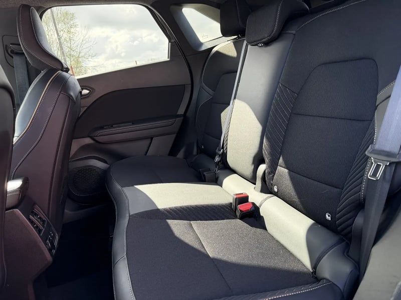Photo de la voiture RENAULT SYMBIOZ E-Tech full hybrid 145 Iconic
