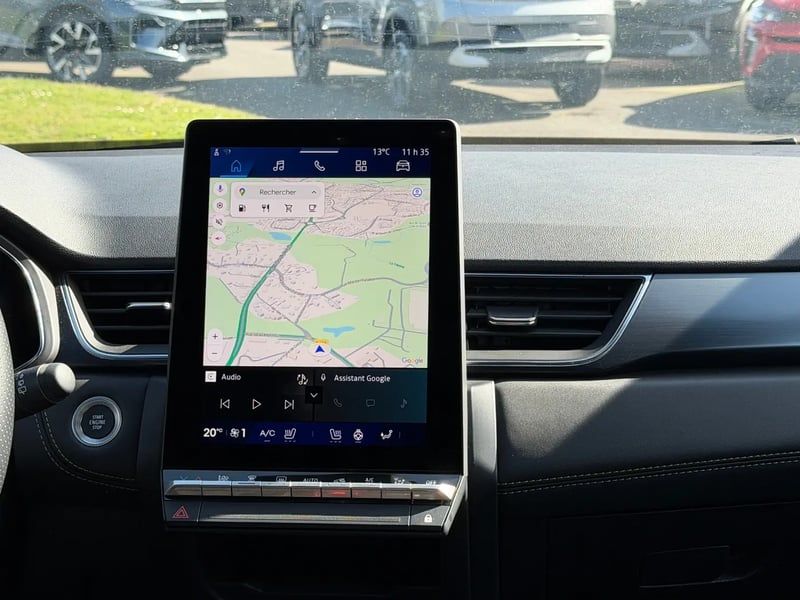 Photo de la voiture RENAULT SYMBIOZ E-Tech full hybrid 145 Iconic