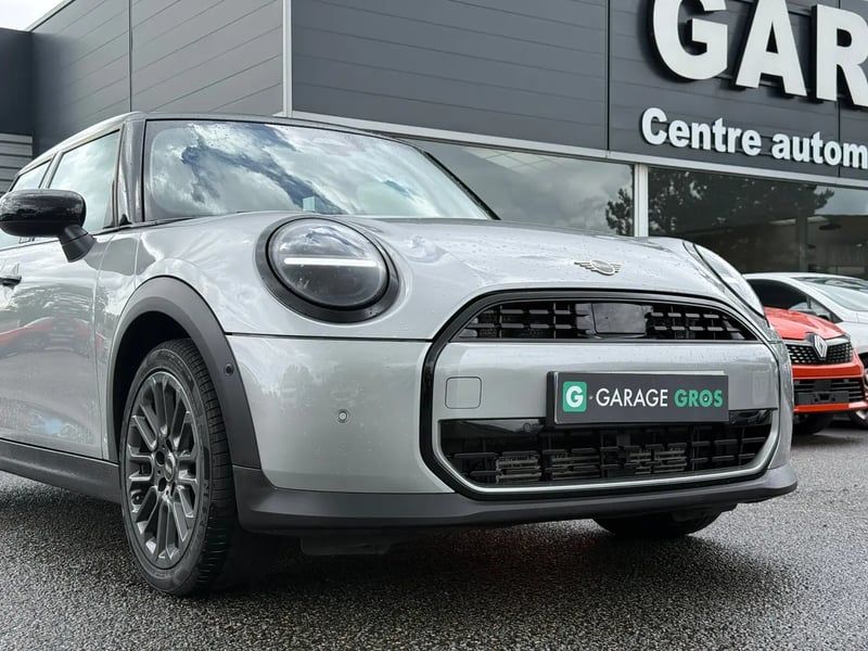 Photo de la voiture MINI COOPER F65 156 ch DKG7 C Classic