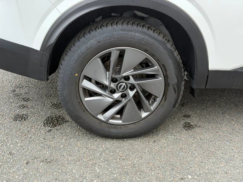 Photo de la voiture NISSAN QASHQAI Mild Hybrid 140 ch N-Connect