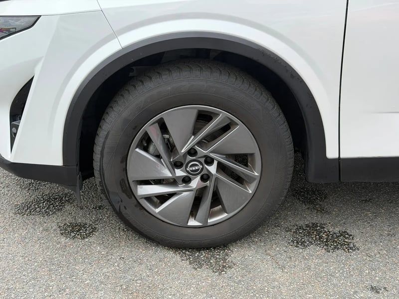 Photo de la voiture NISSAN QASHQAI Mild Hybrid 140 ch N-Connect