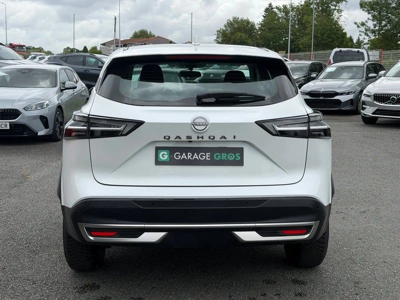 Photo de la voiture NISSAN QASHQAI Mild Hybrid 140 ch N-Connect