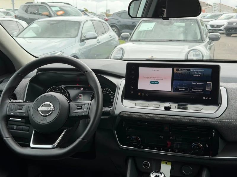 Photo de la voiture NISSAN QASHQAI Mild Hybrid 140 ch N-Connect