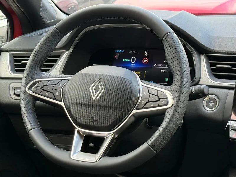 Photo de la voiture RENAULT CAPTUR E-Tech full hybrid 160 ch Techno