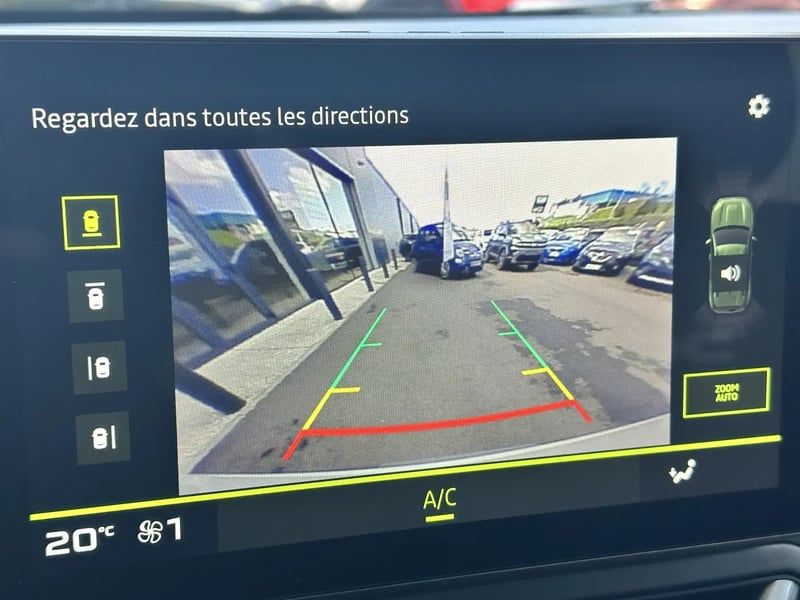 Photo de la voiture DACIA DUSTER Hybrid 140 Journey