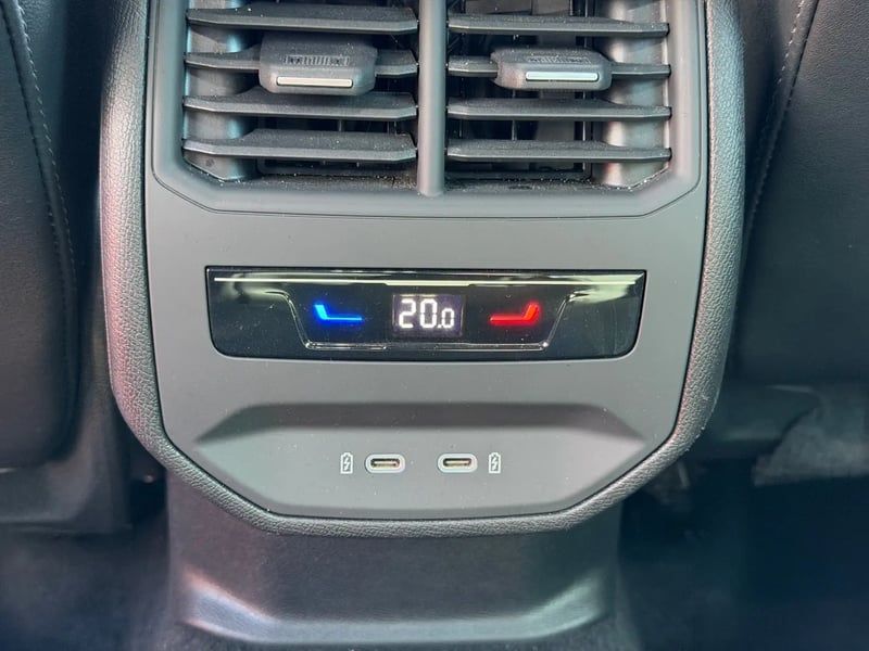 Photo de la voiture CUPRA FORMENTOR 1.5 eTSI Hybrid 150 ch DSG7 V