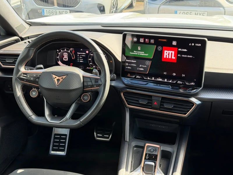 Photo de la voiture CUPRA FORMENTOR 1.5 eTSI Hybrid 150 ch DSG7 V