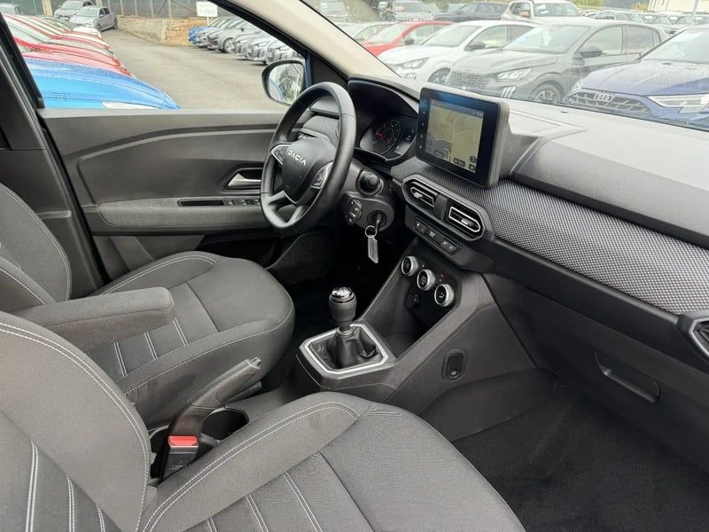 Photo de la voiture DACIA JOGGER ECO-G 100 7 places GSR2 Expression