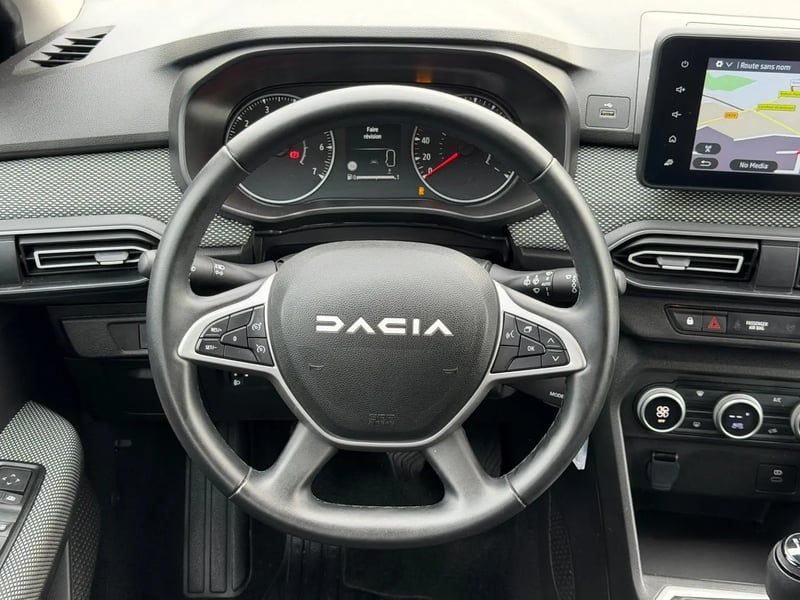 Photo de la voiture DACIA JOGGER ECO-G 100 7 places GSR2 Expression