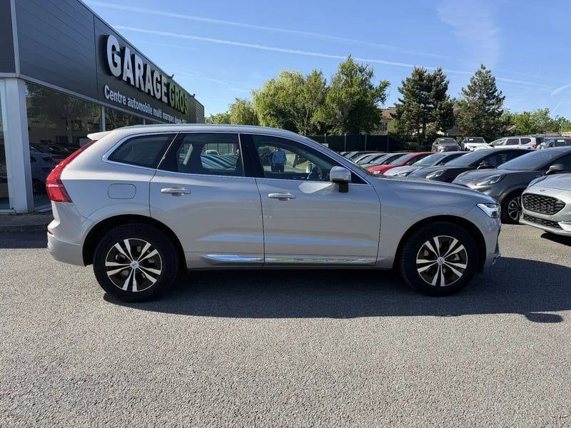 Photo de la voiture VOLVO XC60 T6 AWD Hybride rechargeable 253 ch+145 ch Geartronic 8 Plus Style Chrome