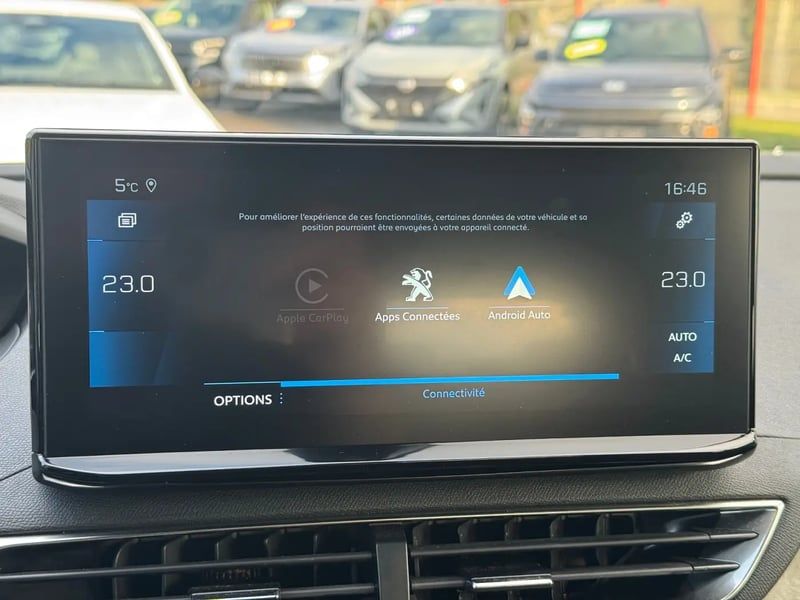 Photo de la voiture PEUGEOT 3008 PureTech 130ch S&S BVM6 GT
