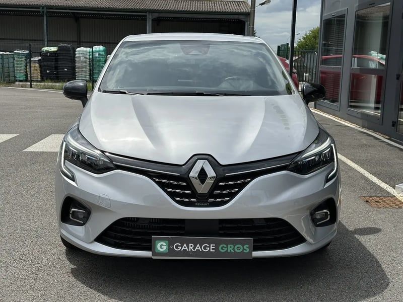 Photo de la voiture RENAULT CLIO V TCe 90 Techno