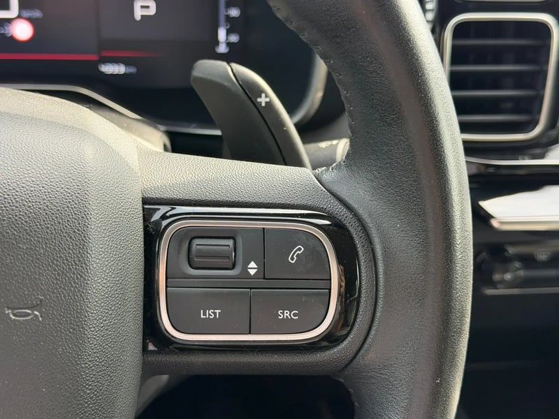Photo de la voiture CITROEN C5 AIRCROSS PureTech 130 S&S EAT8 C-Series