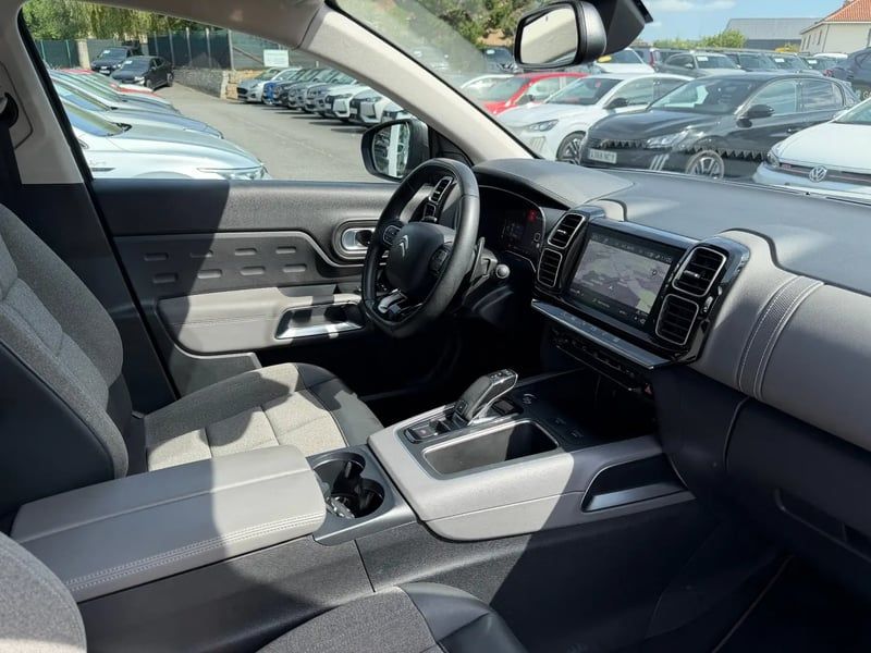 Photo de la voiture CITROEN C5 AIRCROSS PureTech 130 S&S EAT8 C-Series