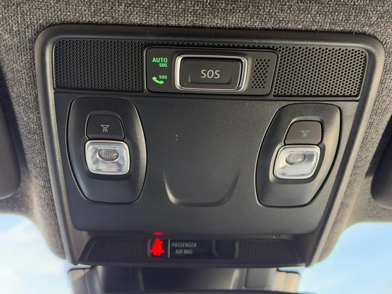 Photo de la voiture RENAULT CLIO V TCe 90 Techno