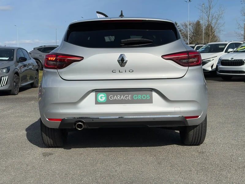 Photo de la voiture RENAULT CLIO V TCe 90 Techno