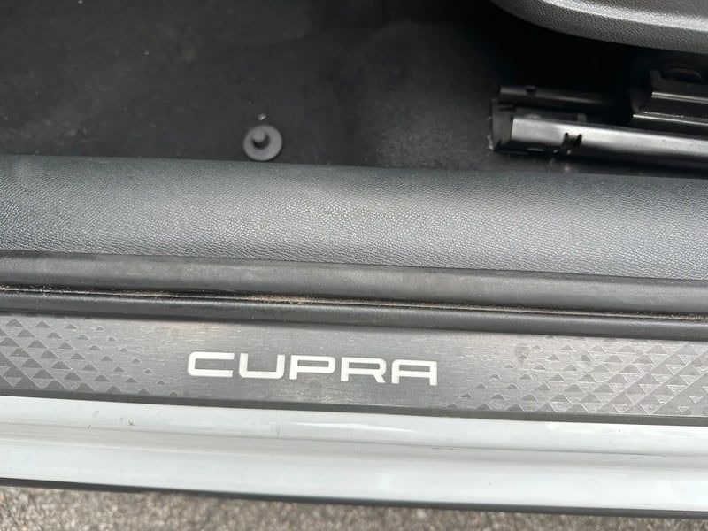 Photo de la voiture CUPRA FORMENTOR 2.0 TDI 150 ch DSG7 V
