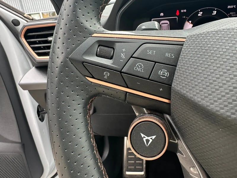 Photo de la voiture CUPRA FORMENTOR 2.0 TDI 150 ch DSG7 V