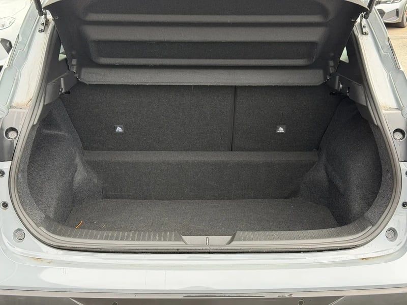 Photo de la voiture NISSAN QASHQAI Mild Hybrid 140 ch N-Connect