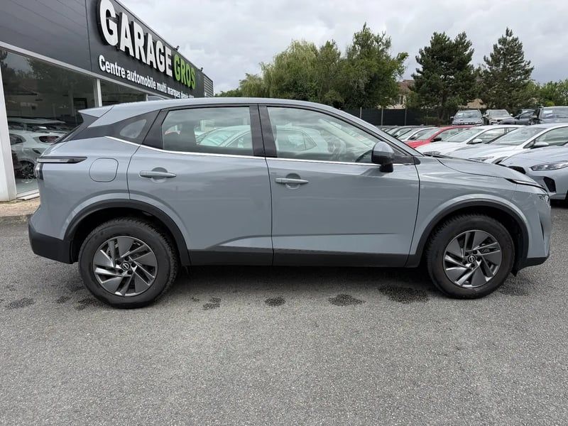 Photo de la voiture NISSAN QASHQAI Mild Hybrid 140 ch N-Connect