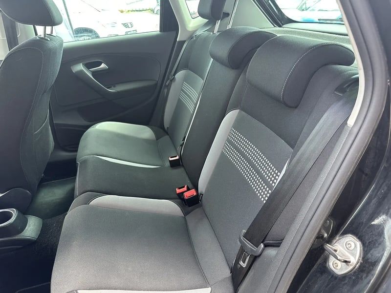 Photo de la voiture VOLKSWAGEN POLO 1.2 70 Life