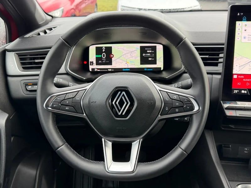Photo de la voiture RENAULT CAPTUR E-Tech full hybrid 145 ch Techno