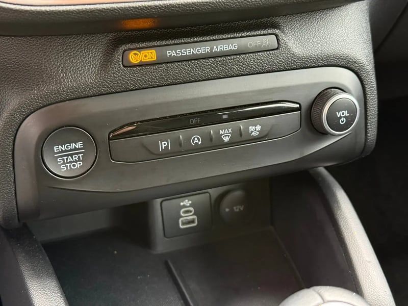 Photo de la voiture FORD FOCUS SW 1.0 EcoBoost 125 S&S mHEV Titanium X Business