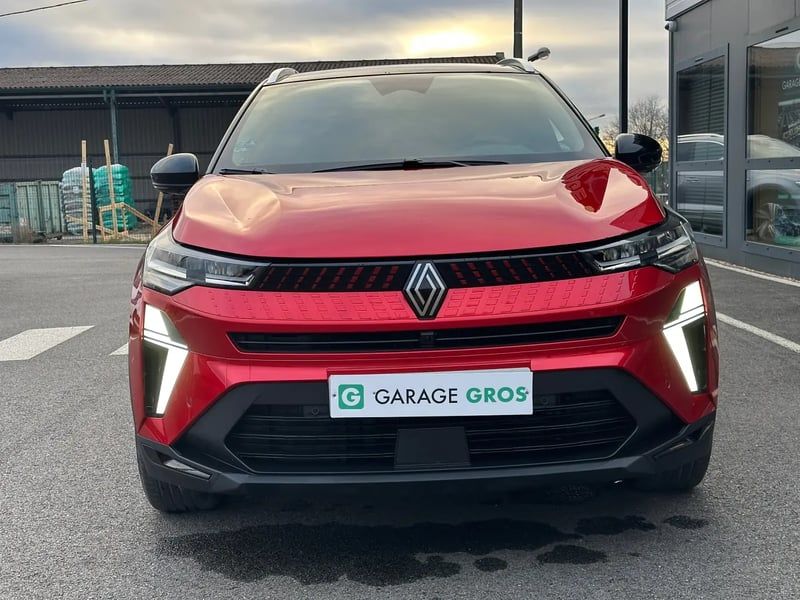 Photo de la voiture RENAULT CAPTUR E-Tech full hybrid 145 ch Techno